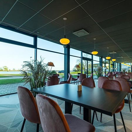Oe Seaside Suites & Spa Kuressaare Eksteriør bilde