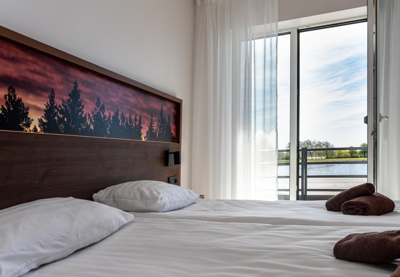 Oe Seaside Suites & Spa Kuressaare Eksteriør bilde