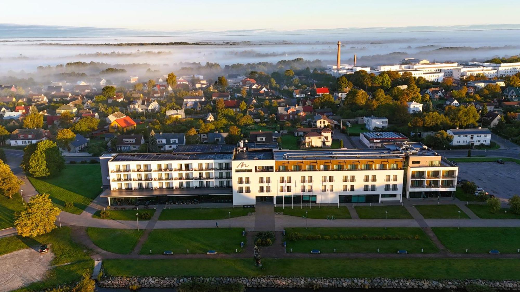 Oe Seaside Suites & Spa Kuressaare Eksteriør bilde